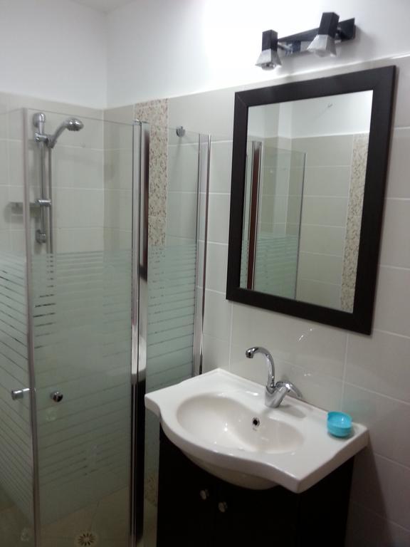 Apartments Petah Tiqwa - Bar Kochva Street Petach Tikva Kültér fotó